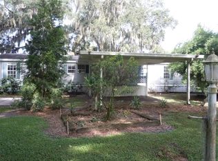 2308 Berry Rd, Plant City, FL 33567