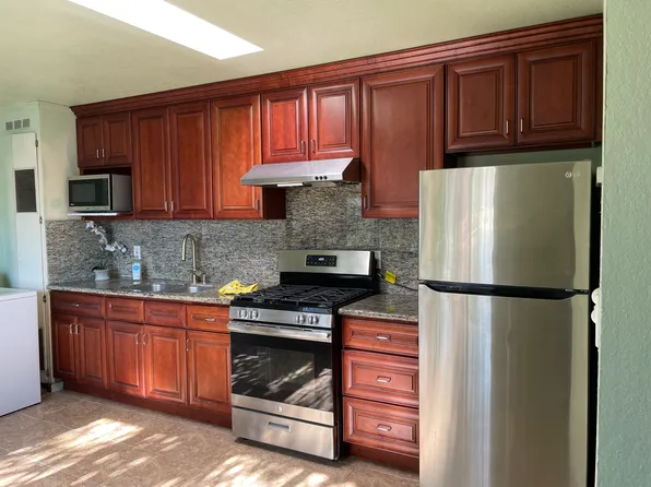 2336 8th St #A, Berkeley, CA 94710