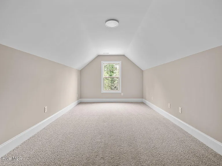 165 Lark Dr — Photo 28