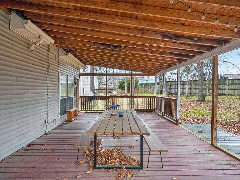 3016 Brantley Dr — Photo 9