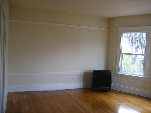 4th image of 735 11th Ave APT 2