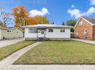 1218 Garfield St, Port Huron, MI 48060