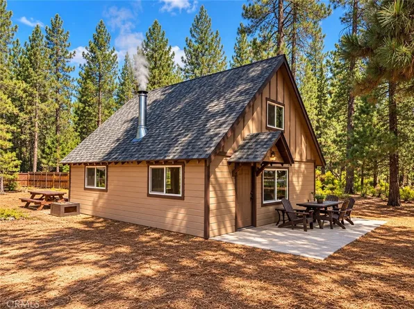 39150 Chincapin Rd, Big Bear Lake, CA 92315