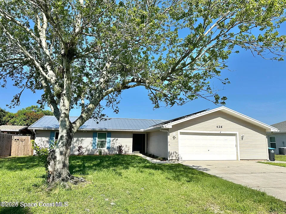426 Inlet Ave SE