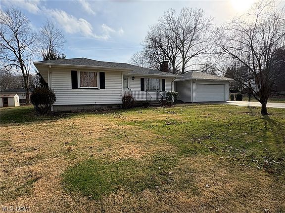 2nd image of 2921 Decamp Rd