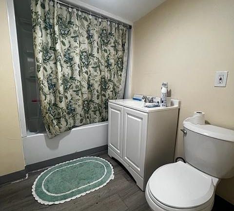 3rd image of 2063 Pitman Ave Floor 1