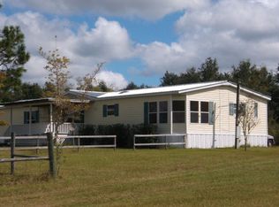 13651 NE 7th Ct, Trenton, FL 32693