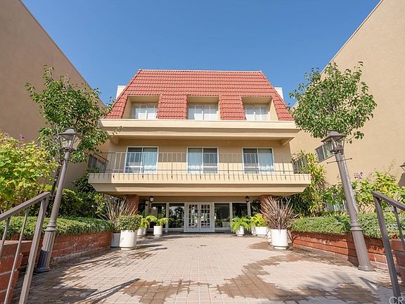 2nd image of 5845 Doverwood Dr Unit 205