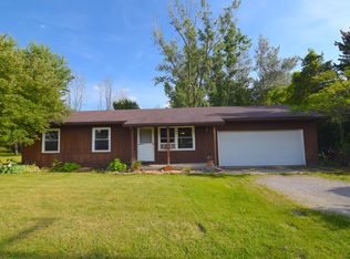 1884 E Gordonville Rd, Midland, MI 48640