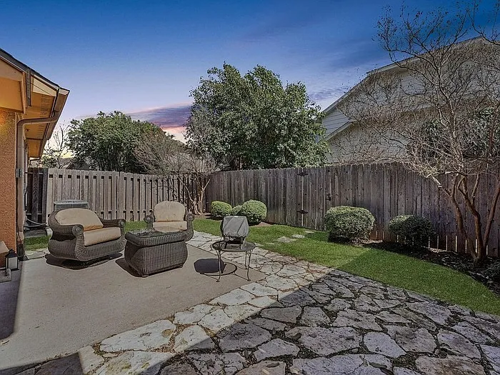 2210 Onion Creek Pkwy #1104 — Photo 22