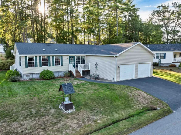 14 Mansfield Woods Way, New Hampton, NH 03256
