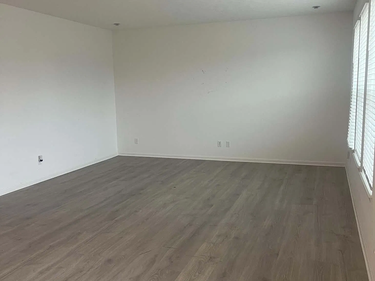 4 bed, 2.5 bath, 2993 sqft, $2,700 — Photo 4
