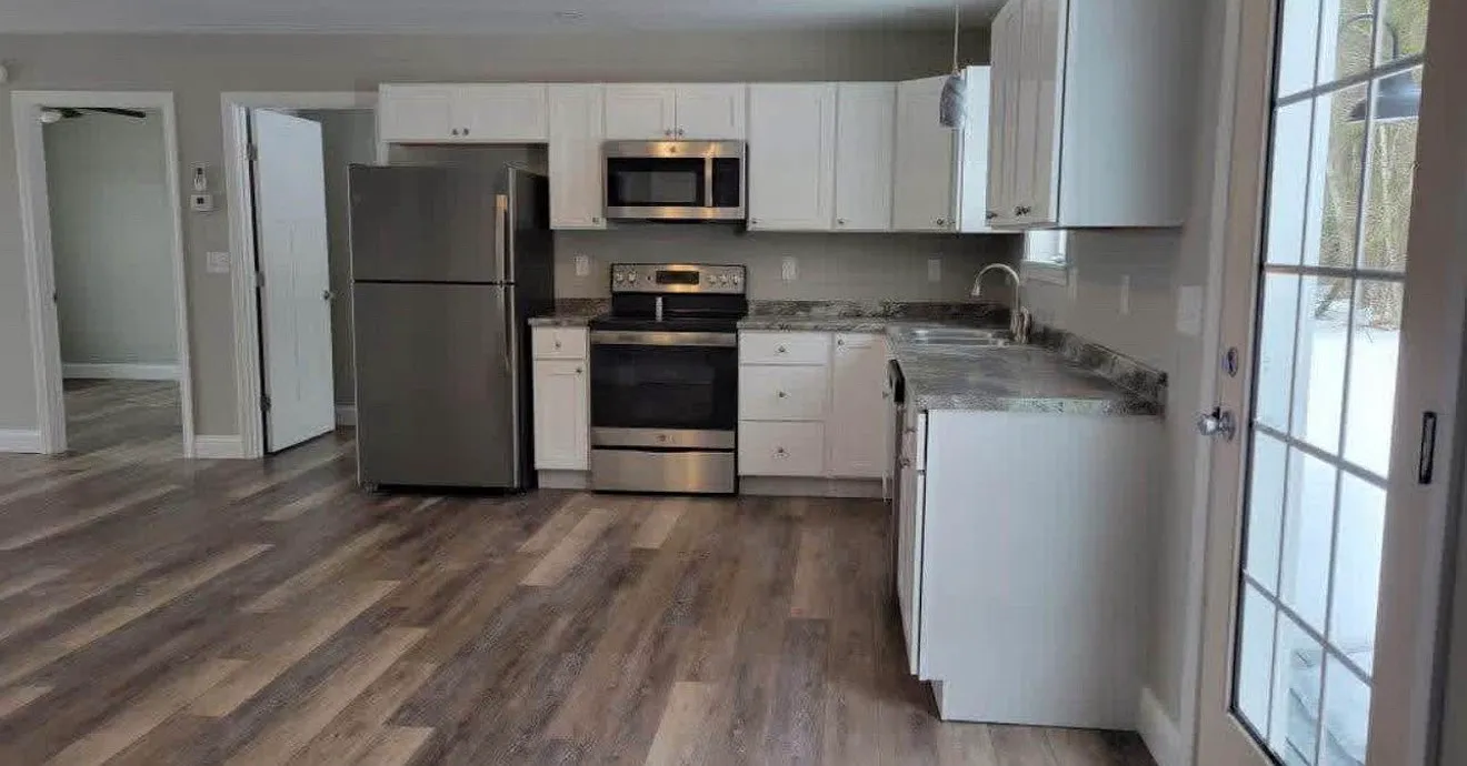 2 bed, $2,000 — Photo 2