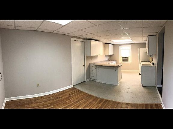 3rd image of 19 E Grant St