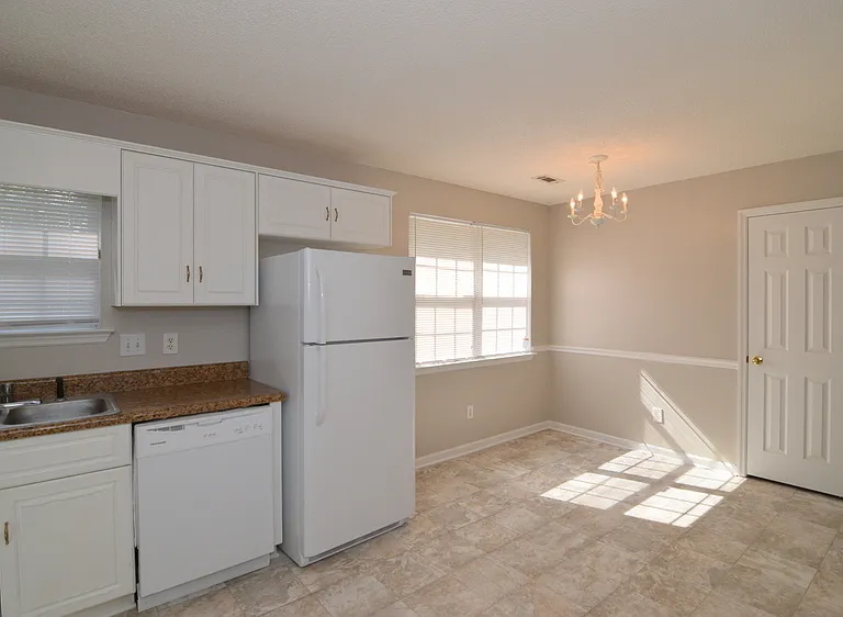 3609 Dayton St — Photo 5