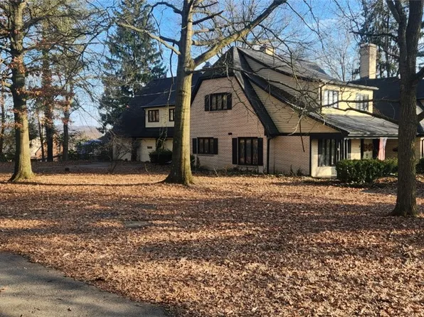 601 Pershing St, Ellwood City, PA 16117