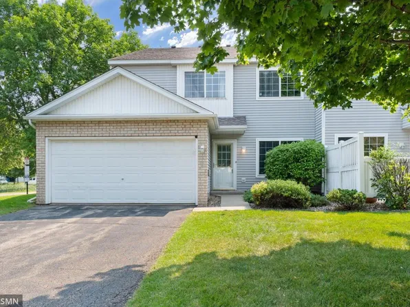 1747 Weston Ln, Shakopee, MN 55379