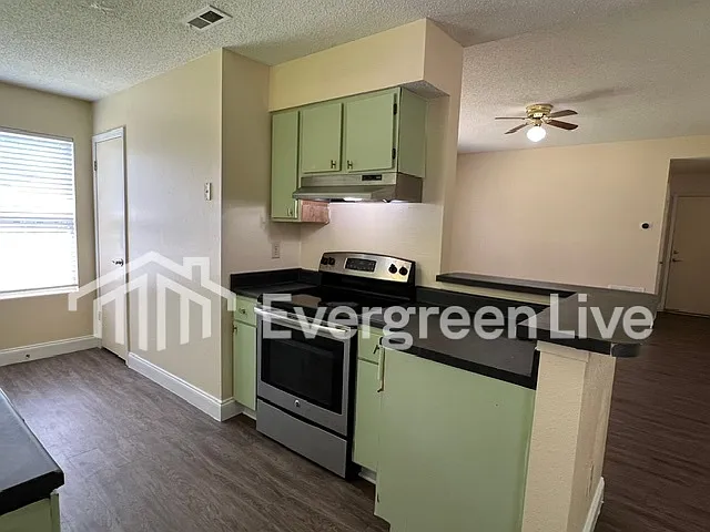 103 Pembroke Ct — Photo 7