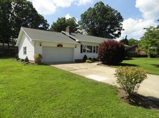 1205 Grace Ave, Clifton Forge, VA 24422
