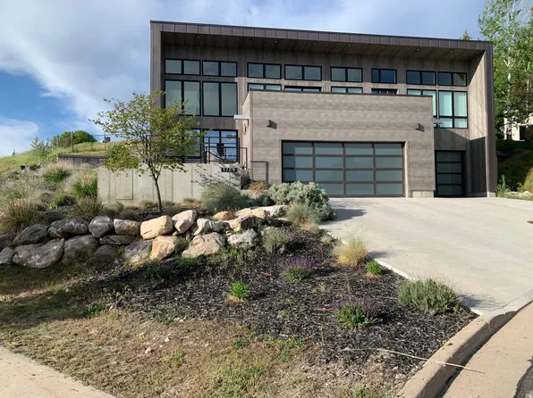 1789 Mount Logan Dr, Logan, UT 84321