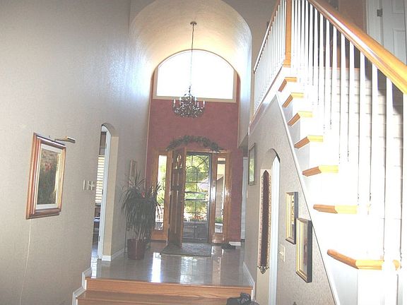 Entry Way, barrel ceiling, marble, hardwood