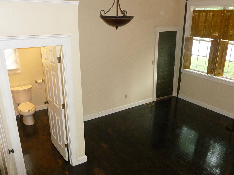 2nd image of 109 Heywood St #1A