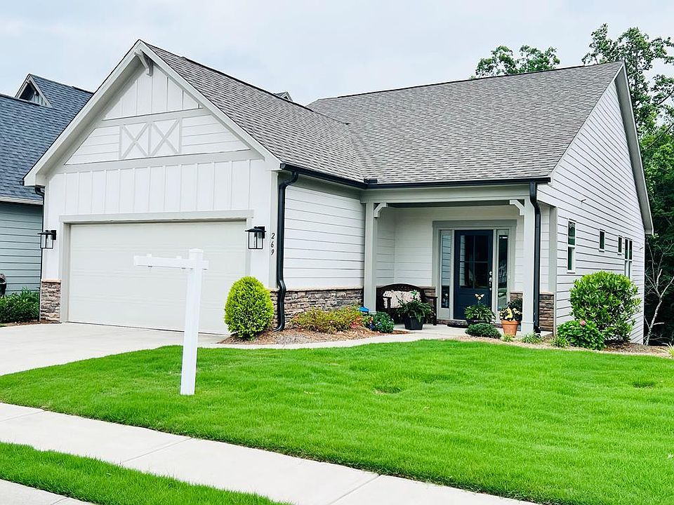 1st image of 269 Grand Cir