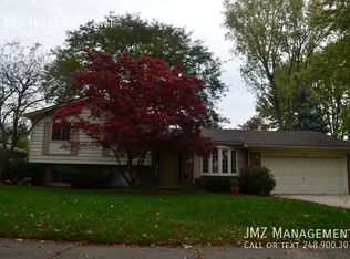 2189 Hillcrescent Dr, Troy, MI 48085
