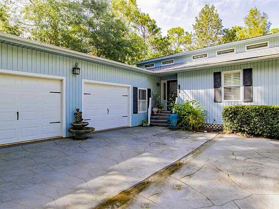 3rd image of 3065 N 33rd Ave