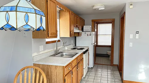 54 Gee Ave #2 Photo 1