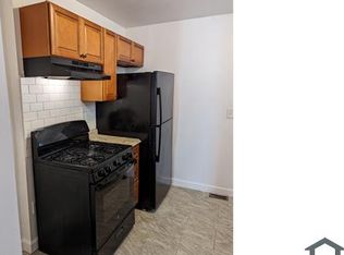 2930 W Arizona St, Philadelphia, PA