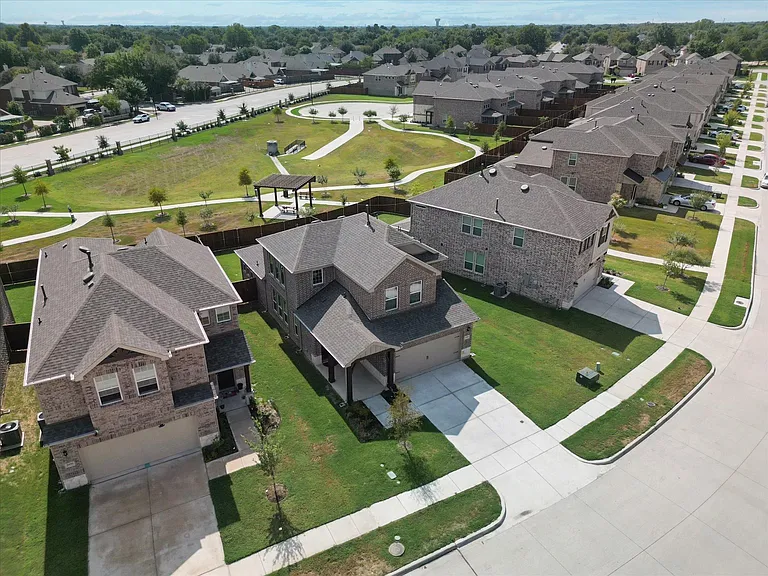 2806 Henson Ln — Photo 28