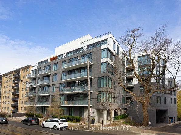 630 Kingston Rd #Penthouse 602, Toronto, ON M4E 0B7