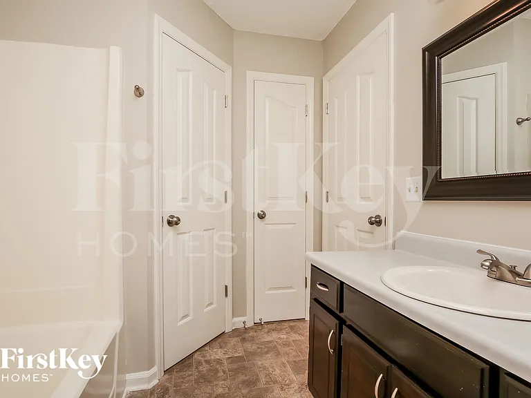 5496 Burnt Knob Rd — Photo 16