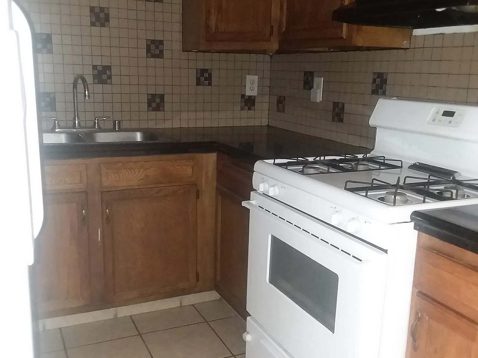3111 Voss Dr — Photo 3