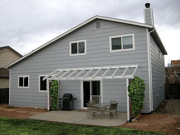 Private Patio with Beautiful Vine Covered Lattice