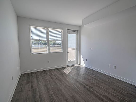 4th image of 26701 McBean Pkwy #215