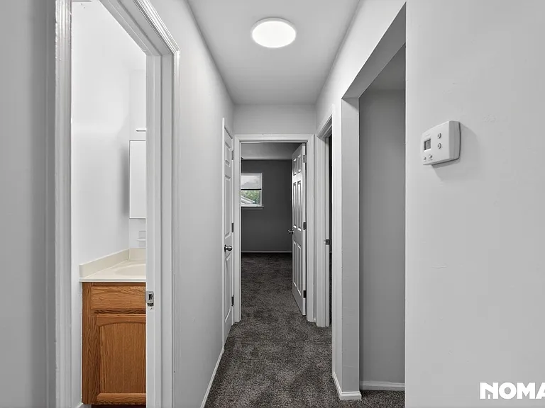 516 Corinthian Ave #B — Photo 12