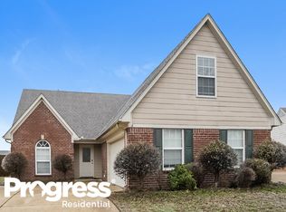 8153 Mary Payton Dr, Southaven, MS 38671