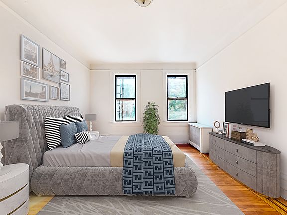 3rd image of 256 Seaman Ave APT 1B