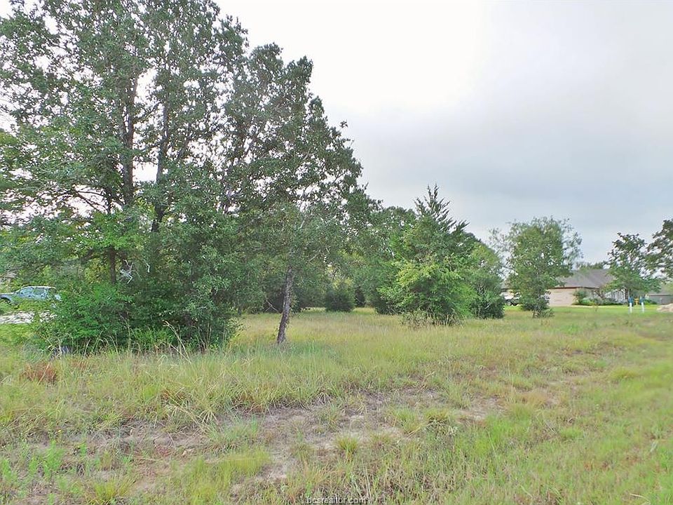 2nd image of 8922 Green Branch Loop