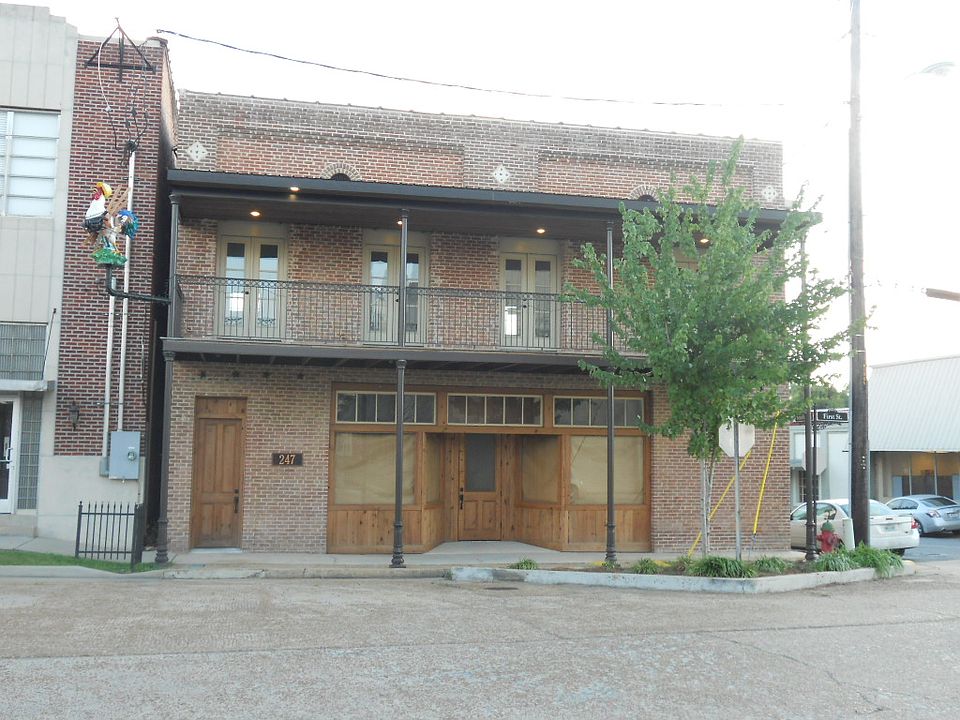 2nd image of 247 West First Str