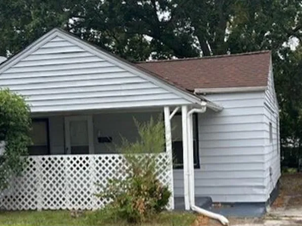 7205 Harney Ave, Saint Louis, MO 63136