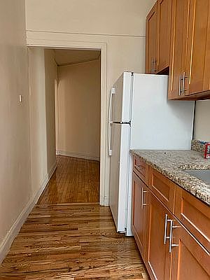 4th image of 60 Seaman Ave APT 1J