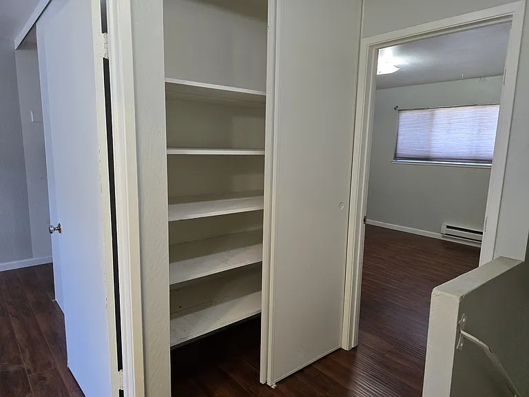 1421 Benton St #D — Photo 8