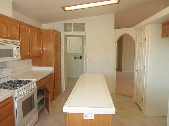 5th image of 525 W El Norte Pkwy Space 194