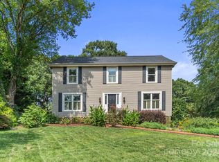 1376 5th Street Cir NW, Hickory, NC 28601