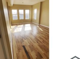 3118 W Polk St #3, Chicago, IL