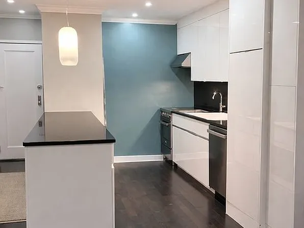 319 E 105th St APT 4C, New York, NY 10029