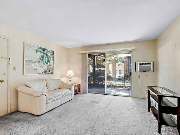 3rd image of 10011 Echoridge Ln APT C